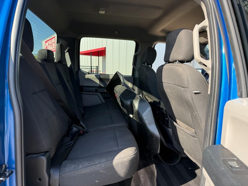 Ford F-150 Vehicle Full-screen Gallery Image 09