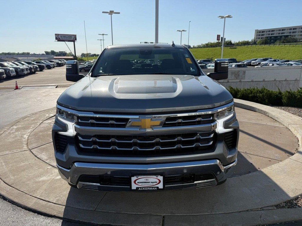 Chevrolet Silverado 1500 Vehicle Full-screen Gallery Image 08