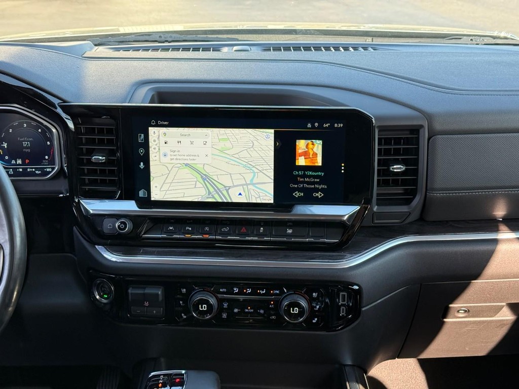 Chevrolet Silverado 1500 Vehicle Full-screen Gallery Image 12