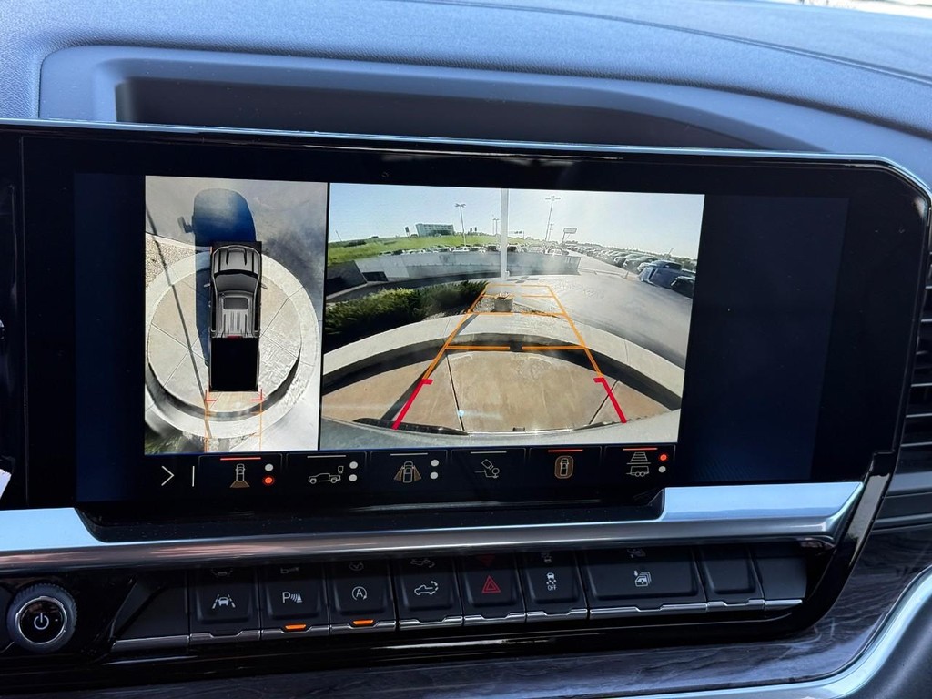 Chevrolet Silverado 1500 Vehicle Full-screen Gallery Image 22