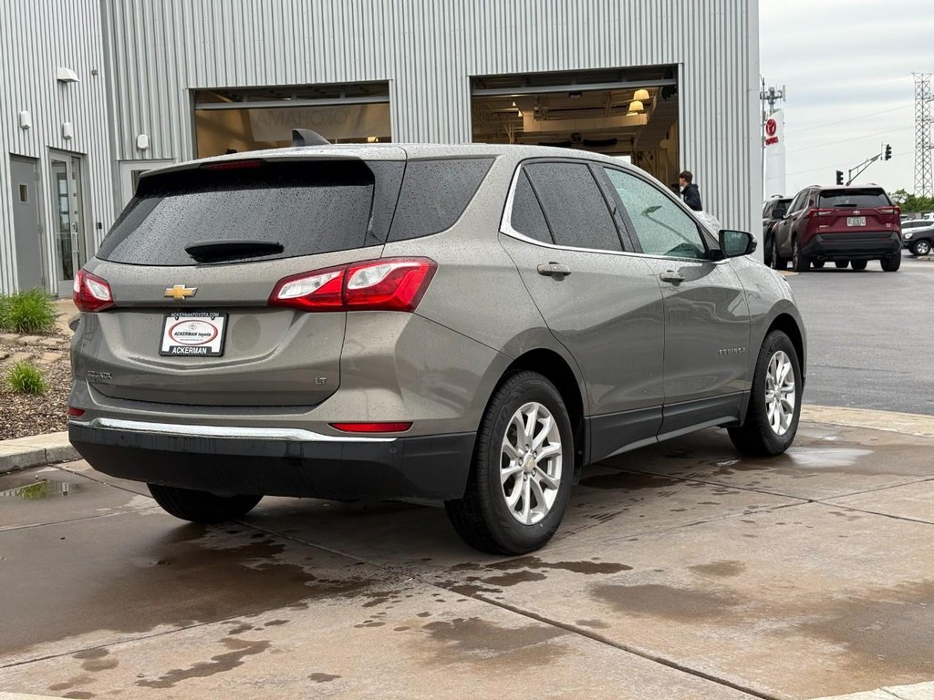 Chevrolet Equinox Vehicle Full-screen Gallery Image 03