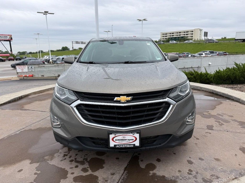 Chevrolet Equinox Vehicle Full-screen Gallery Image 08