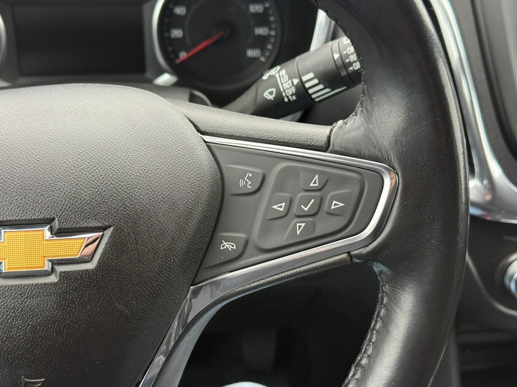Chevrolet Equinox Vehicle Full-screen Gallery Image 19