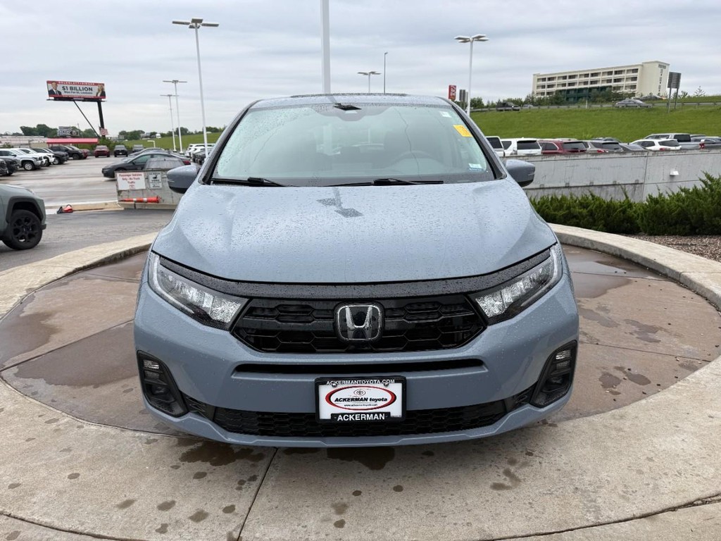 Honda Odyssey Vehicle Full-screen Gallery Image 09
