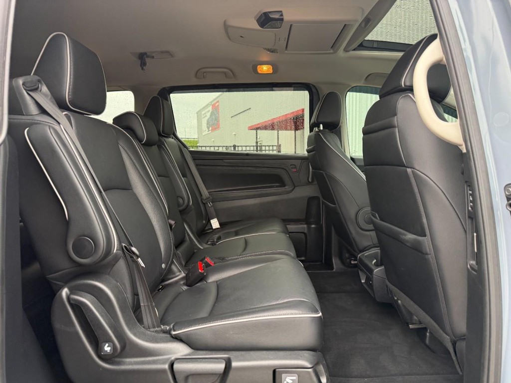 Honda Odyssey Vehicle Full-screen Gallery Image 10