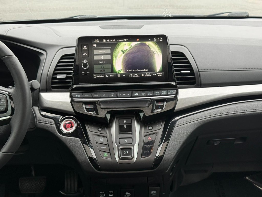 Honda Odyssey Vehicle Full-screen Gallery Image 13