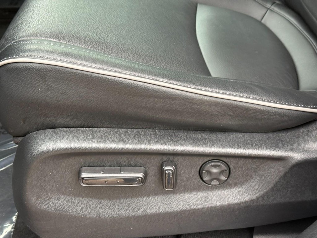 Honda Odyssey Vehicle Full-screen Gallery Image 19