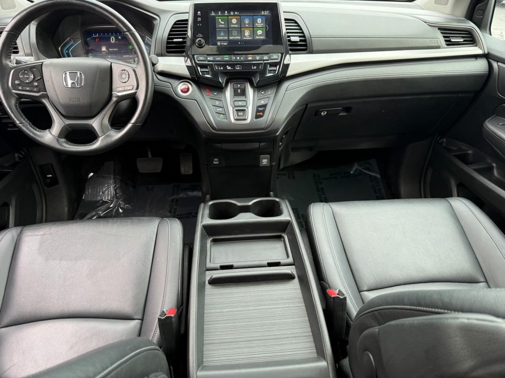 Honda Odyssey Vehicle Full-screen Gallery Image 11