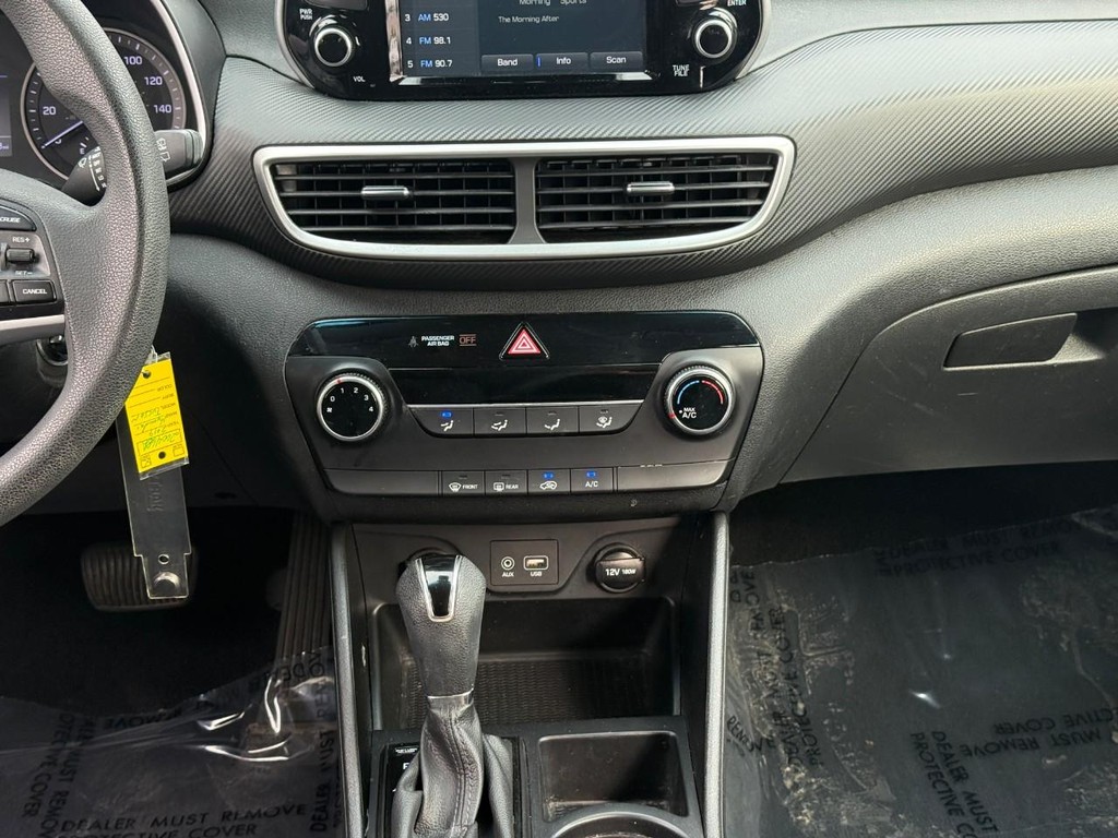 Hyundai Tucson Vehicle Full-screen Gallery Image 14