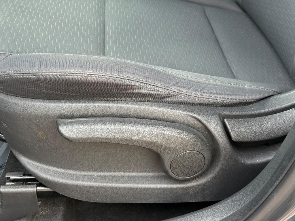 Hyundai Tucson Vehicle Full-screen Gallery Image 19
