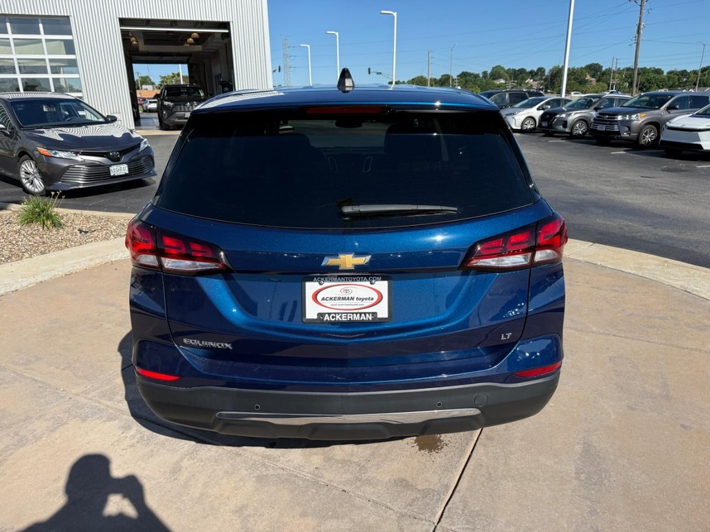 Chevrolet Equinox Vehicle Full-screen Gallery Image 07
