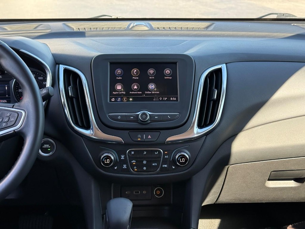 Chevrolet Equinox Vehicle Full-screen Gallery Image 14