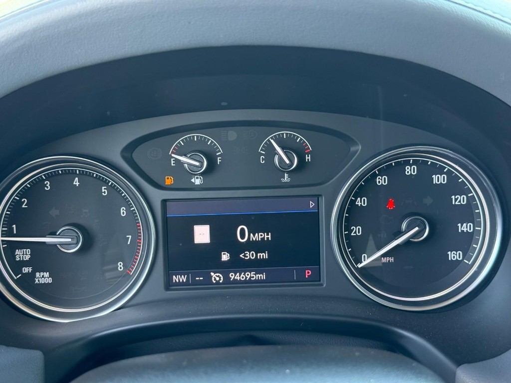 Buick Enclave Vehicle Full-screen Gallery Image 19