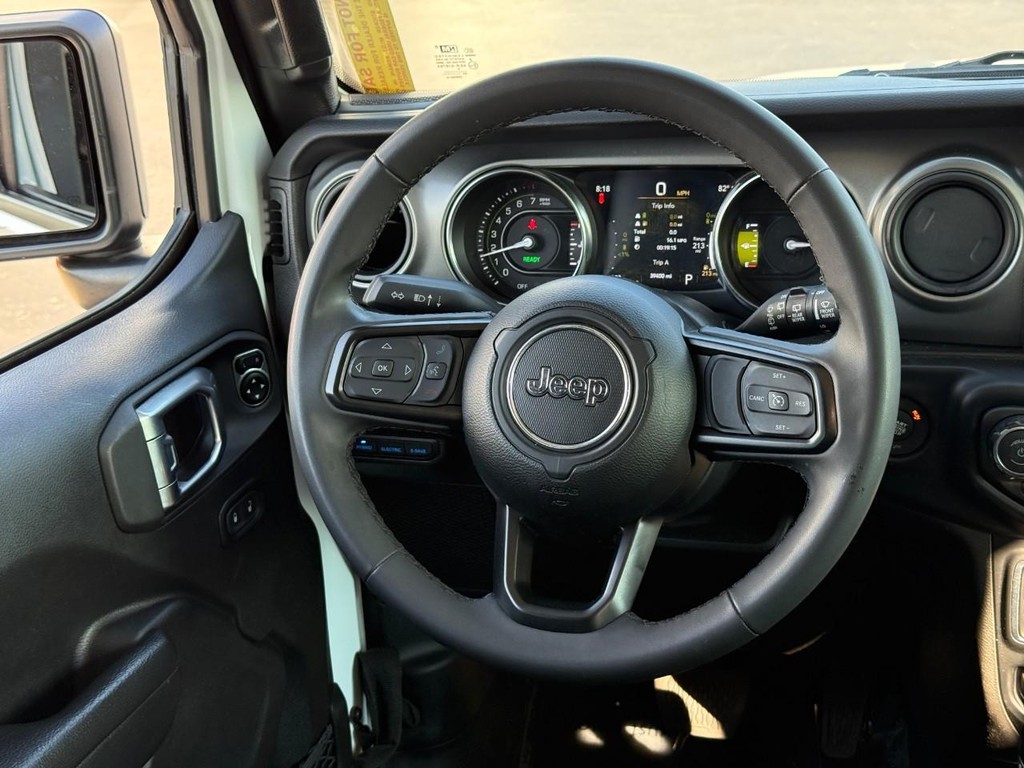 Jeep Wrangler 4xe Vehicle Full-screen Gallery Image 12