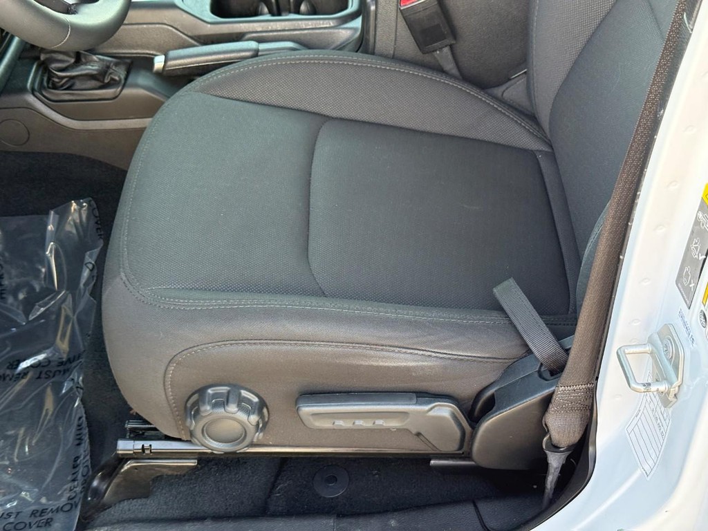 Jeep Wrangler 4xe Vehicle Full-screen Gallery Image 16