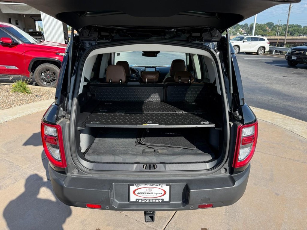 Ford Bronco Sport Vehicle Full-screen Gallery Image 07