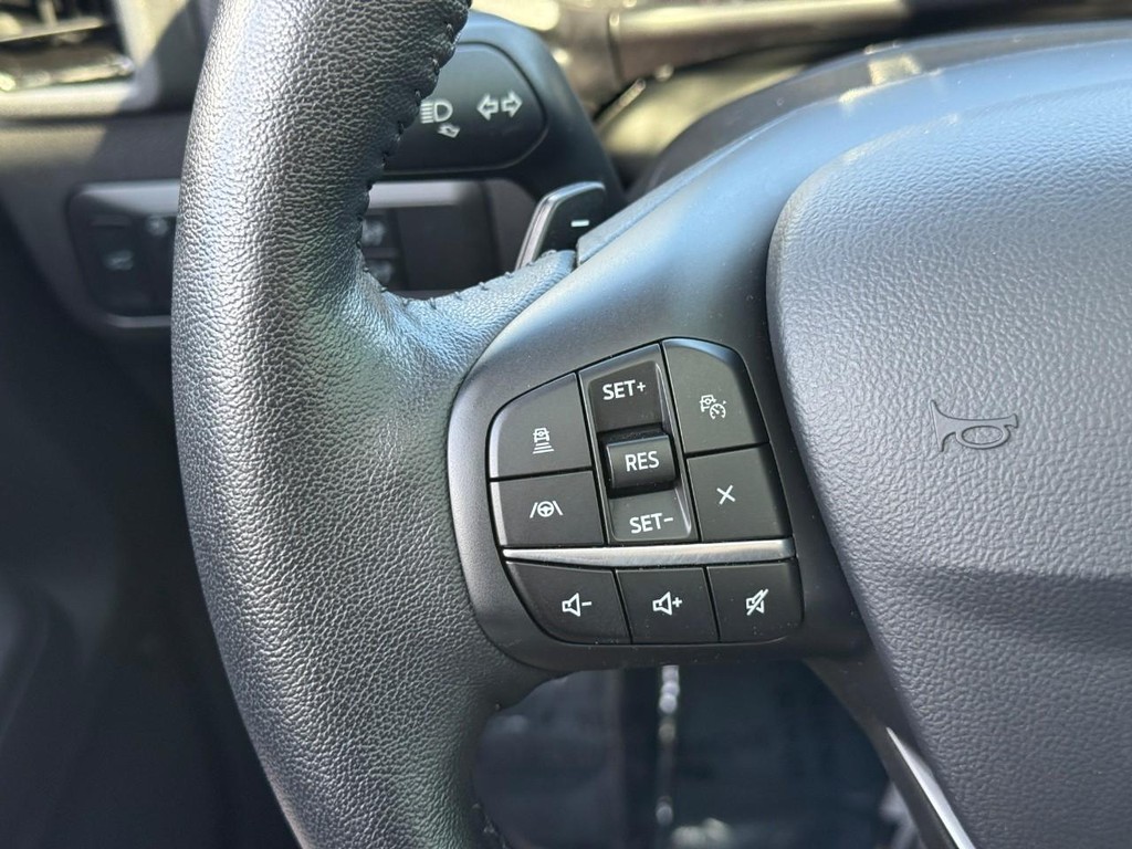 Ford Bronco Sport Vehicle Full-screen Gallery Image 21