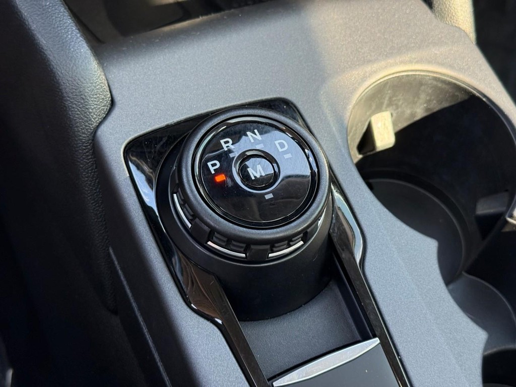 Ford Bronco Sport Vehicle Full-screen Gallery Image 24