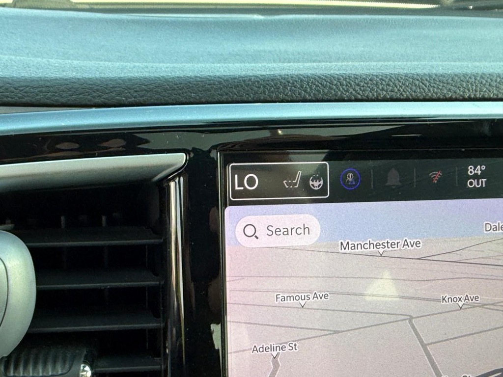 Chrysler Pacifica Vehicle Full-screen Gallery Image 25