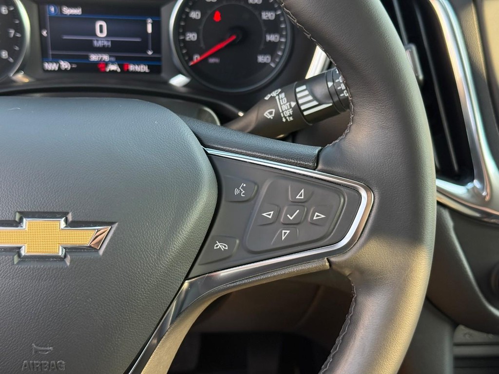 Chevrolet Equinox Vehicle Full-screen Gallery Image 20