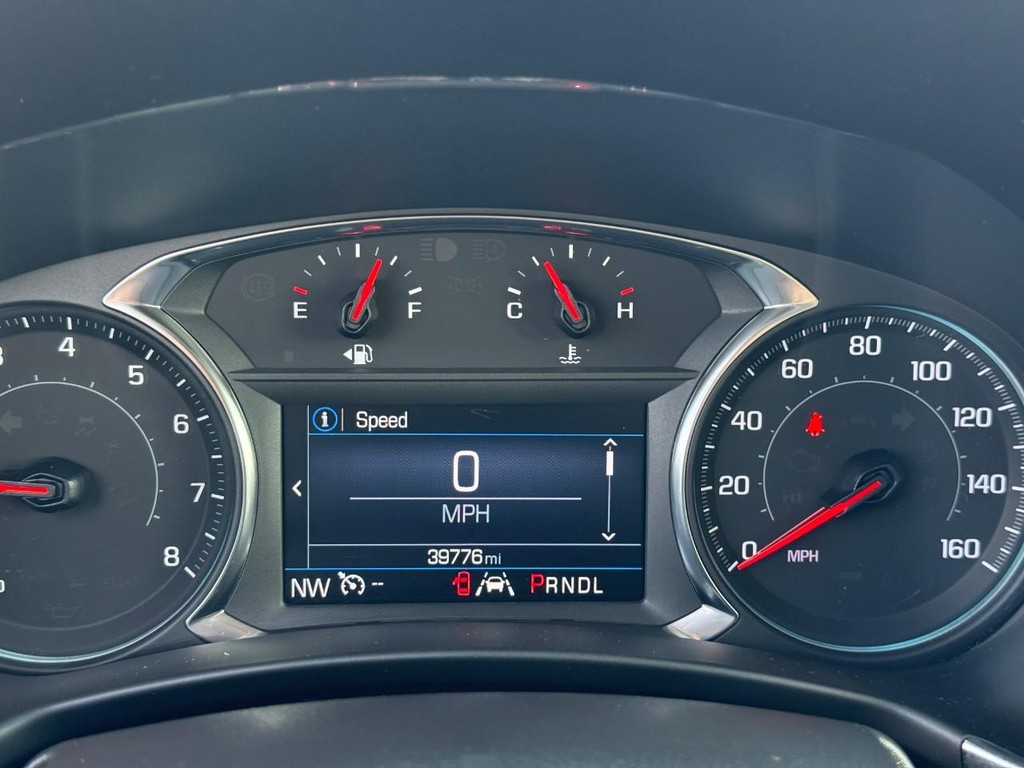 Chevrolet Equinox Vehicle Full-screen Gallery Image 21