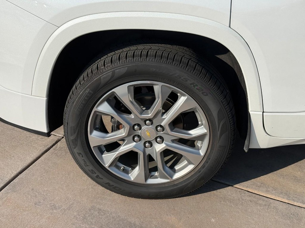 Chevrolet Traverse Vehicle Full-screen Gallery Image 04