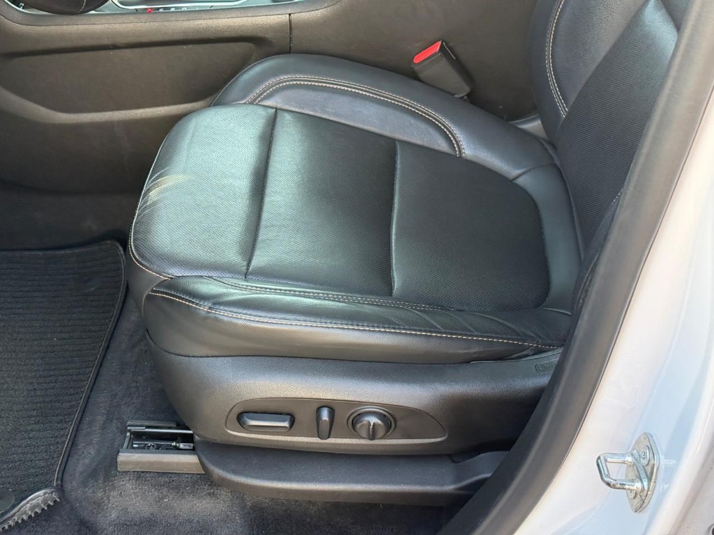 Chevrolet Traverse Vehicle Full-screen Gallery Image 19