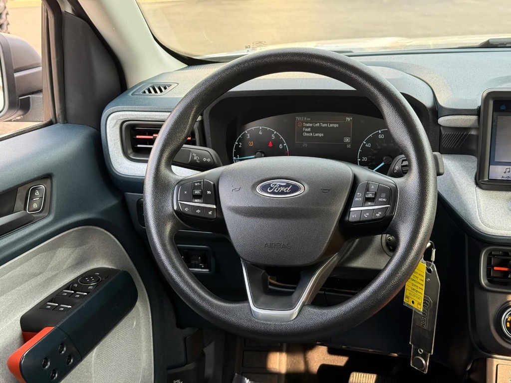 Ford Maverick Vehicle Full-screen Gallery Image 12