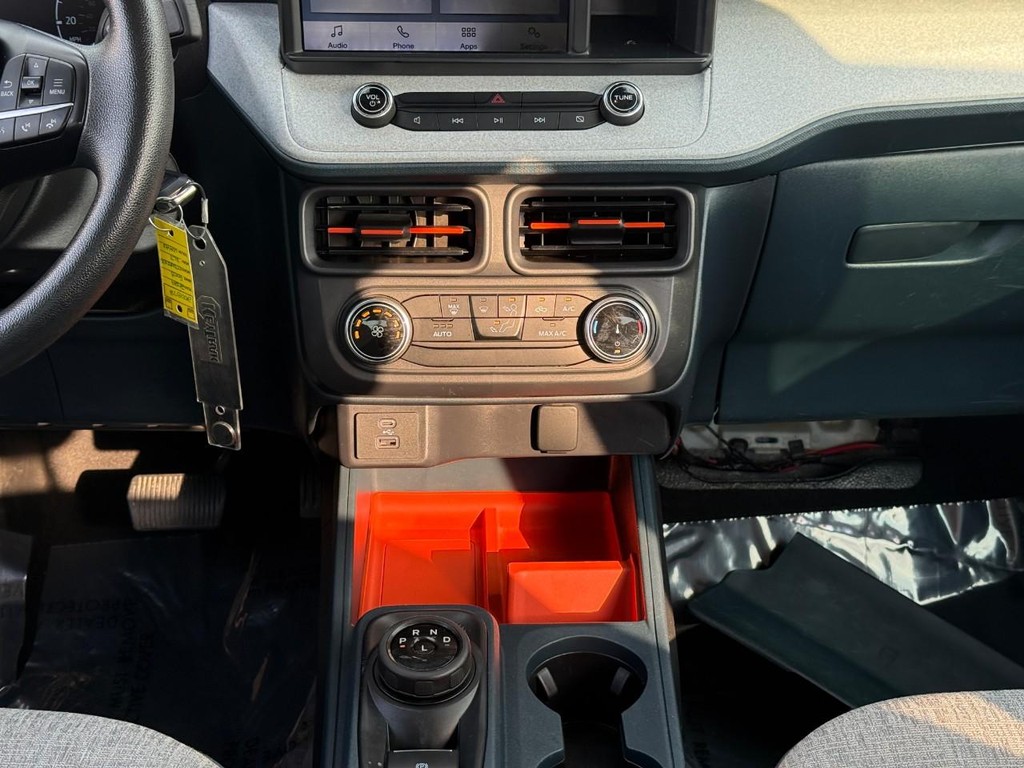 Ford Maverick Vehicle Full-screen Gallery Image 14