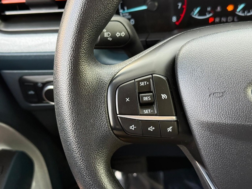 Ford Maverick Vehicle Full-screen Gallery Image 18