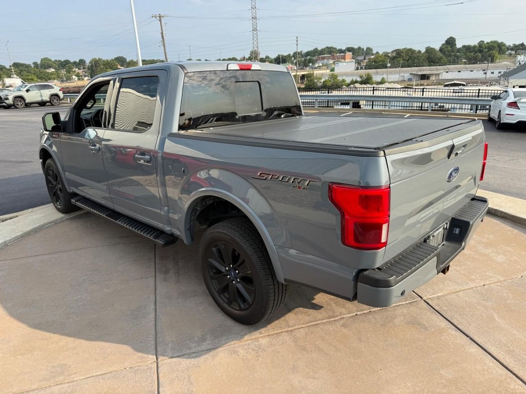 Ford F-150 Vehicle Full-screen Gallery Image 06