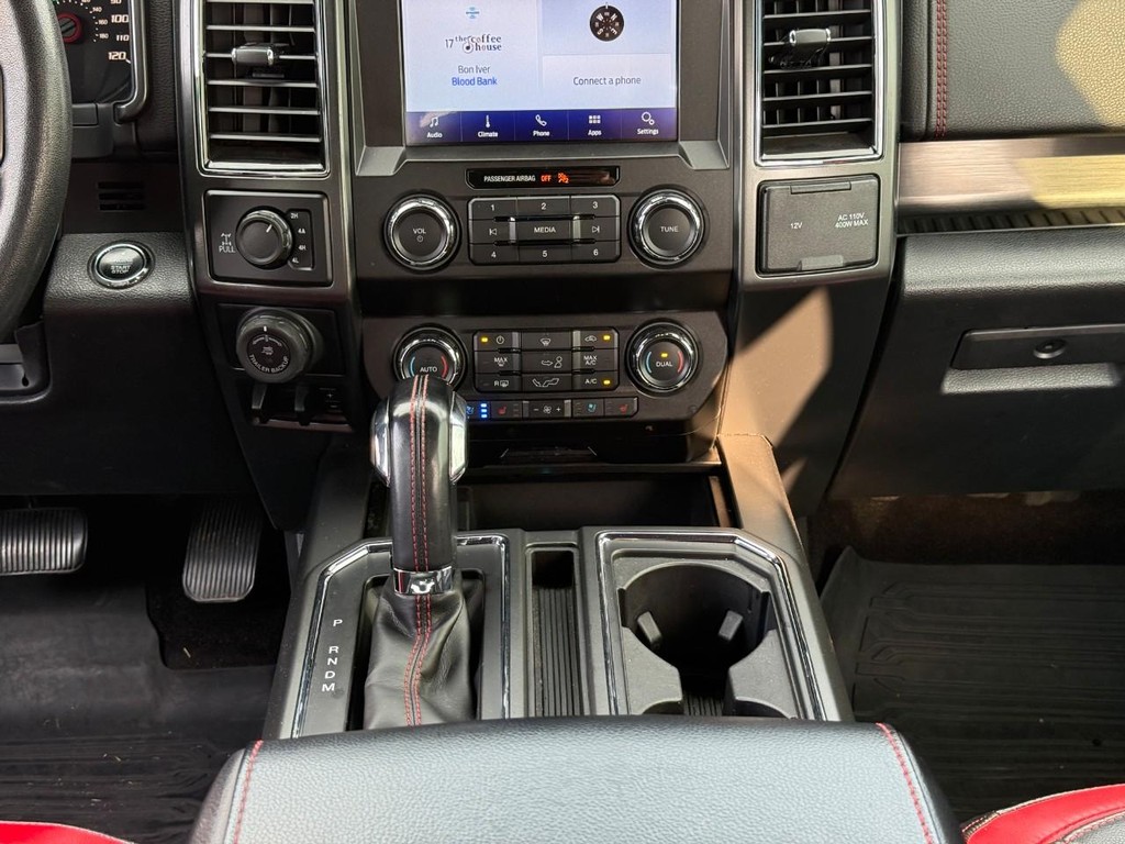 Ford F-150 Vehicle Full-screen Gallery Image 14