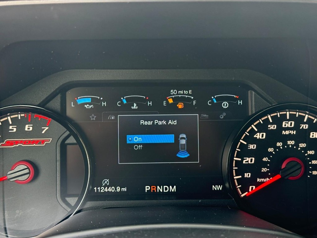 Ford F-150 Vehicle Full-screen Gallery Image 22