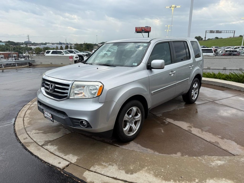 Honda Pilot Vehicle Full-screen Gallery Image 08