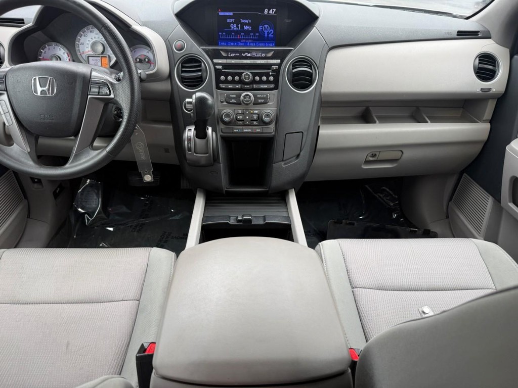 Honda Pilot Vehicle Full-screen Gallery Image 11