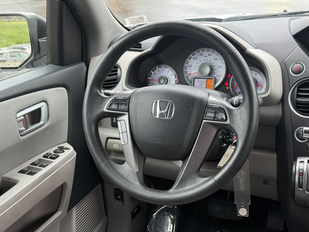 Honda Pilot Vehicle Full-screen Gallery Image 12