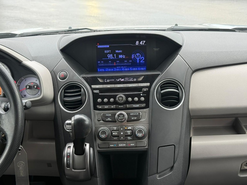 Honda Pilot Vehicle Full-screen Gallery Image 13