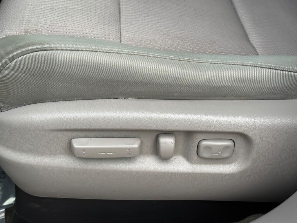 Honda Pilot Vehicle Full-screen Gallery Image 18