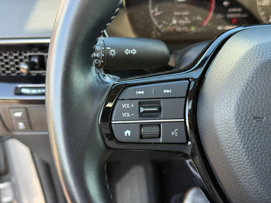 Honda CR-V Vehicle Full-screen Gallery Image 17