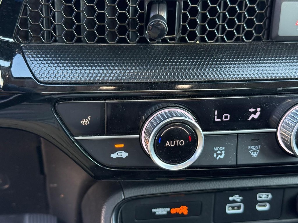 Honda CR-V Vehicle Full-screen Gallery Image 21