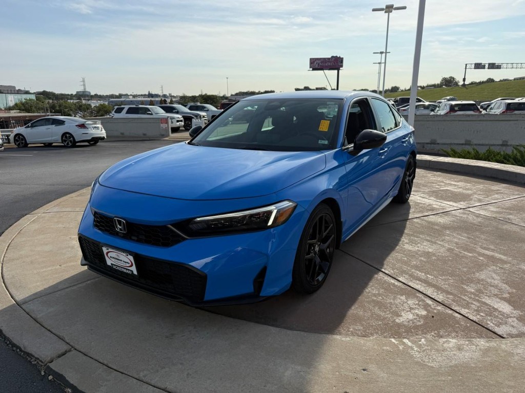 Honda Civic Hatchback Vehicle Full-screen Gallery Image 10