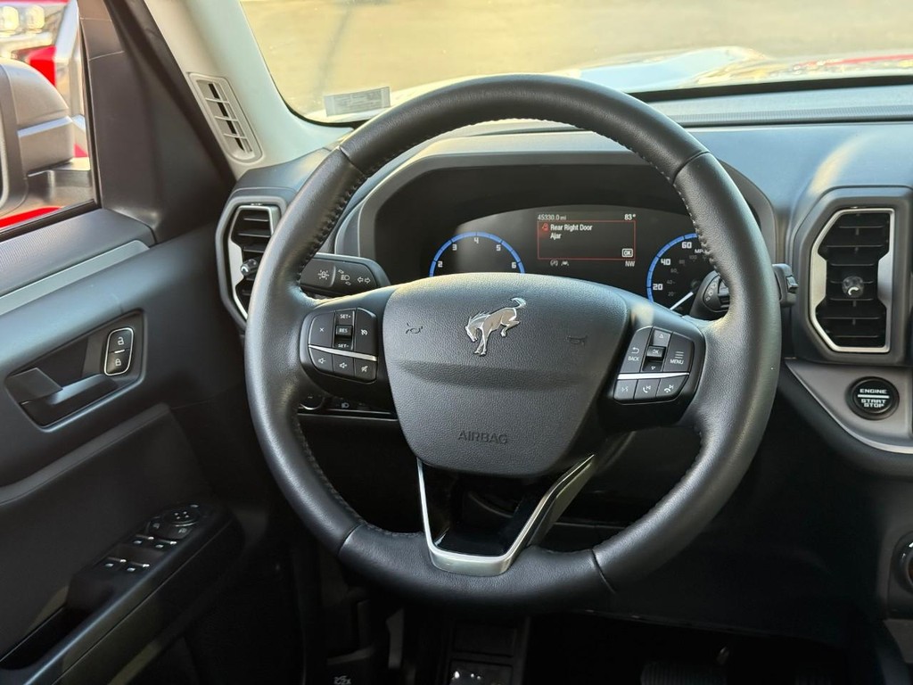 Ford Bronco Sport Vehicle Full-screen Gallery Image 12
