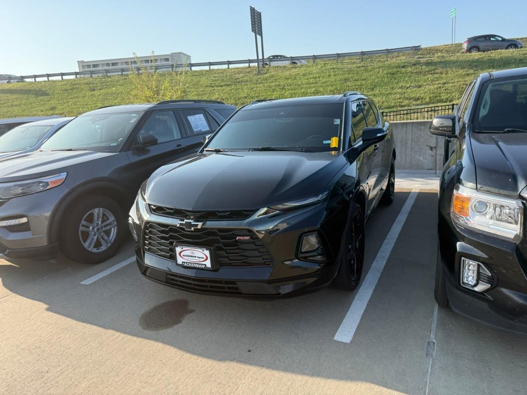Chevrolet Blazer Vehicle Full-screen Gallery Image 02