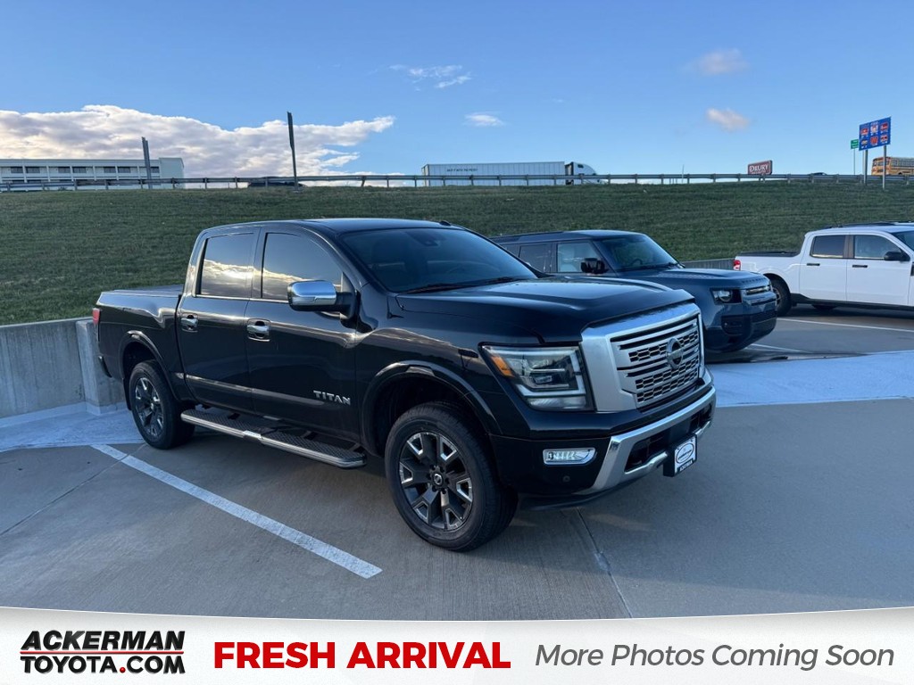 Super Black 2021 Nissan Titan Pickup Truck Four-Wheel Drive Automatic