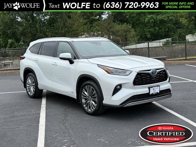 2023 Toyota Highlander Hybrid Platinum at Jay Wolfe Toyota of West County in Ballwin MO