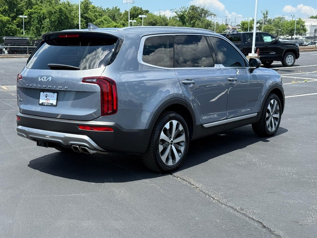 Kia Telluride Vehicle Full-screen Gallery Image 03