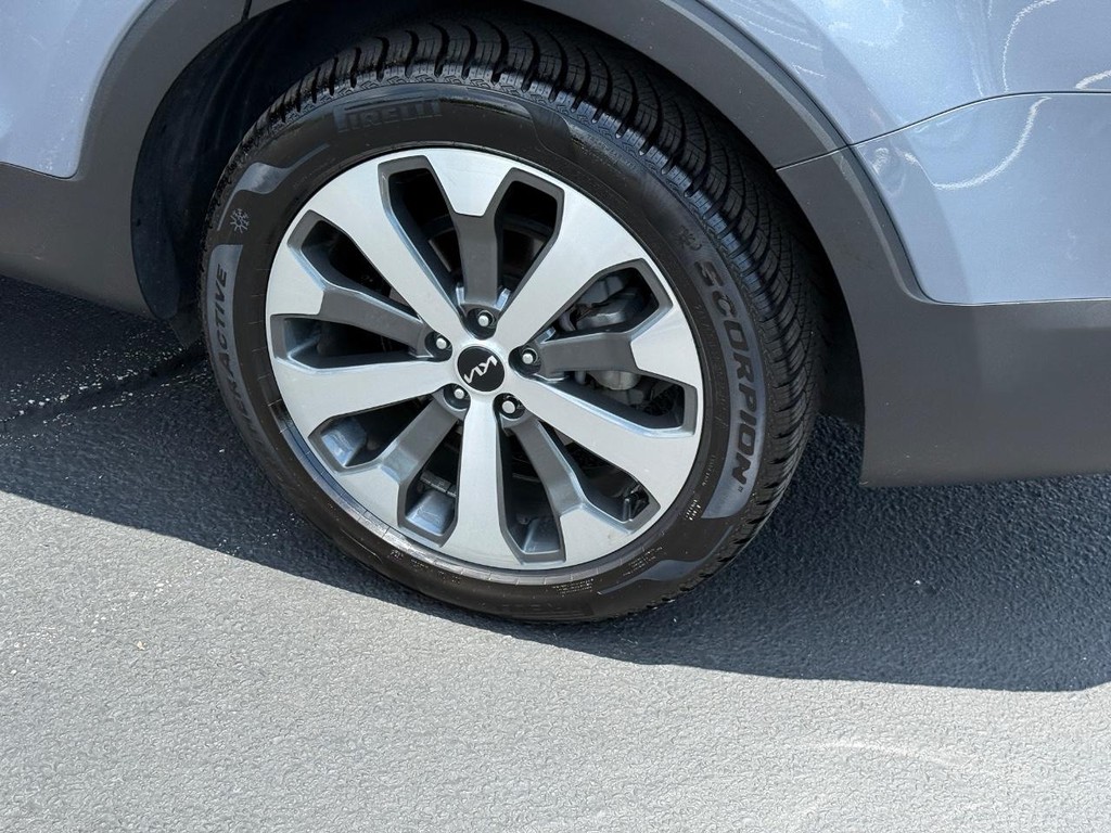 Kia Telluride Vehicle Full-screen Gallery Image 07