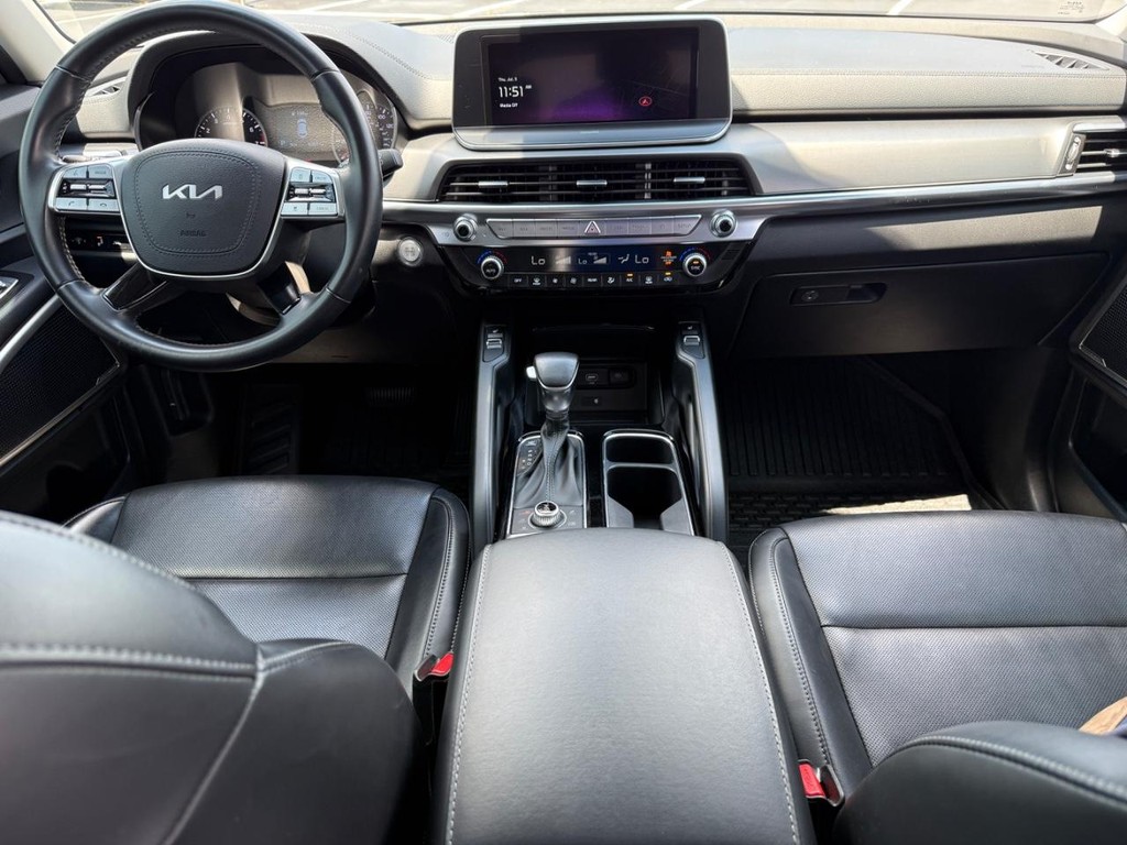 Kia Telluride Vehicle Full-screen Gallery Image 11