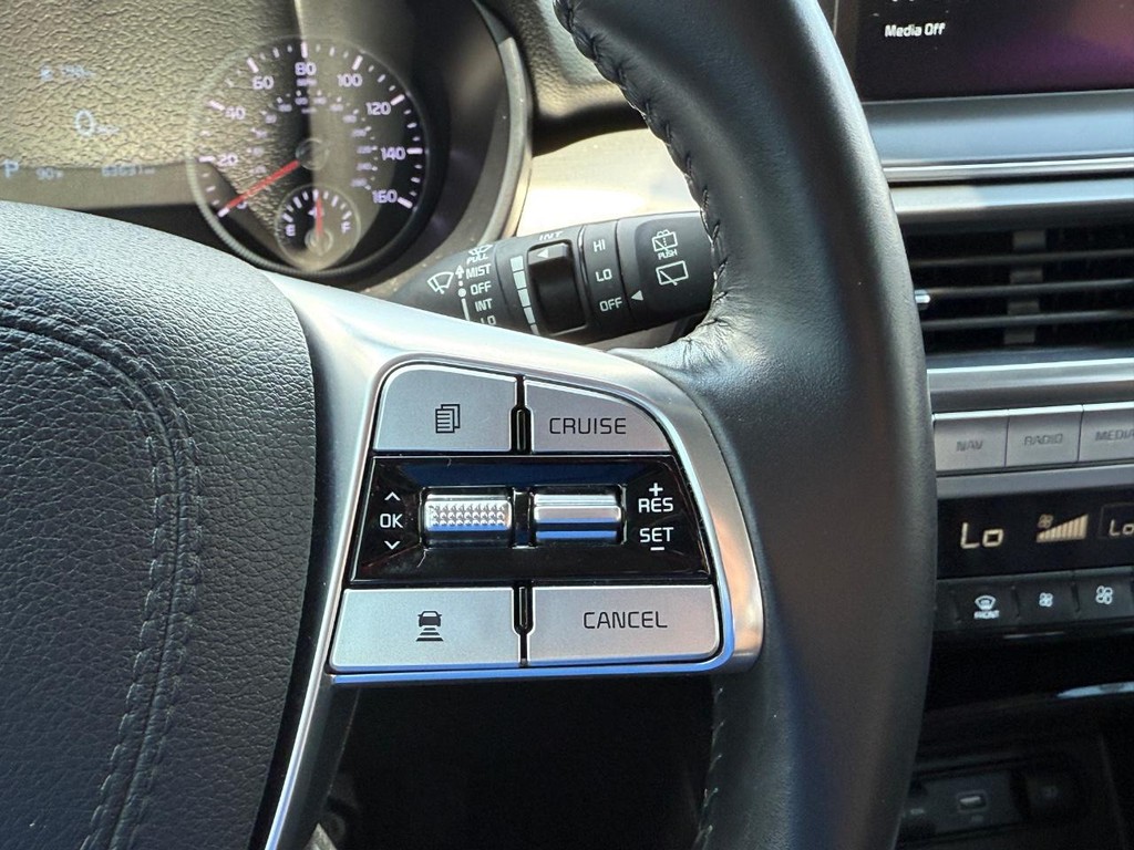 Kia Telluride Vehicle Full-screen Gallery Image 17