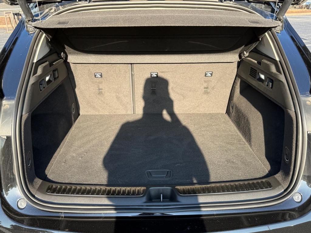 Buick Envision Vehicle Full-screen Gallery Image 04